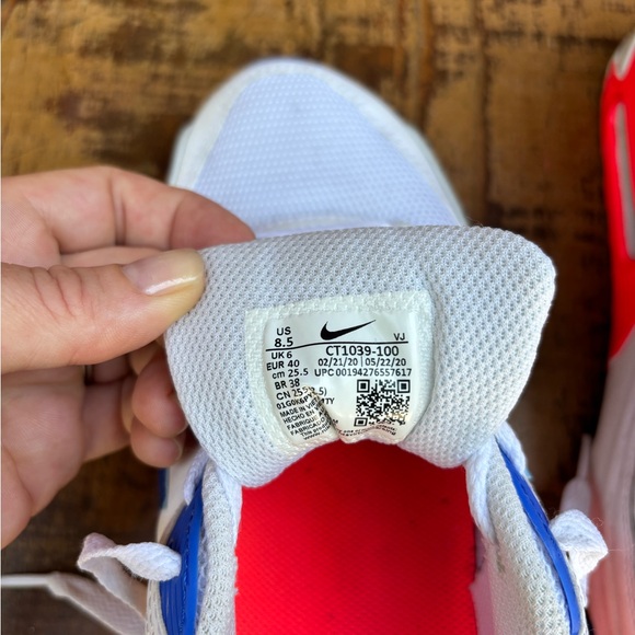 Women’s size 8.5 Nike Air Max trainers in fantastic condition - Picture 4 of 4